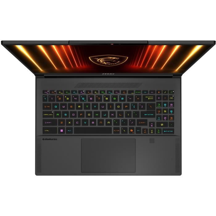 Vue de dessus du clavier rétroéclairé RGB du MSI Stealth A16 AI+