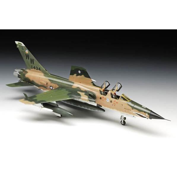 Revell   04504   F 105 G WILD WEASEL   Achat / Vente MODELE REDUIT