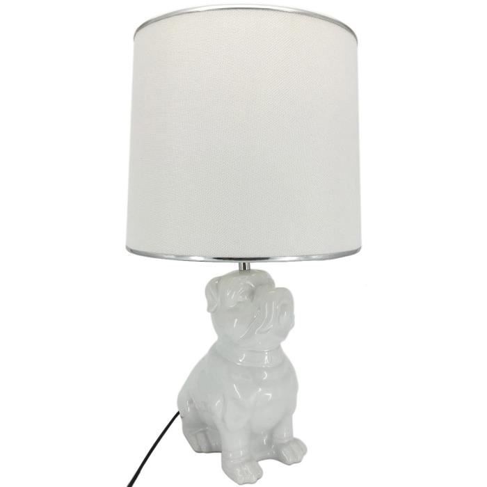 Lampe a poser en ceramique forme chien hauteur 57 cm avec abat jour diametre 30 cm E27 15W blanc liseret chrome