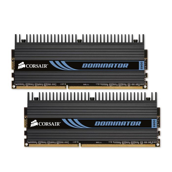 Corsair 4Go DDR3 1600MHz CL8 Dominator   Kit mémoire 4Go (2x2Go) DDR3