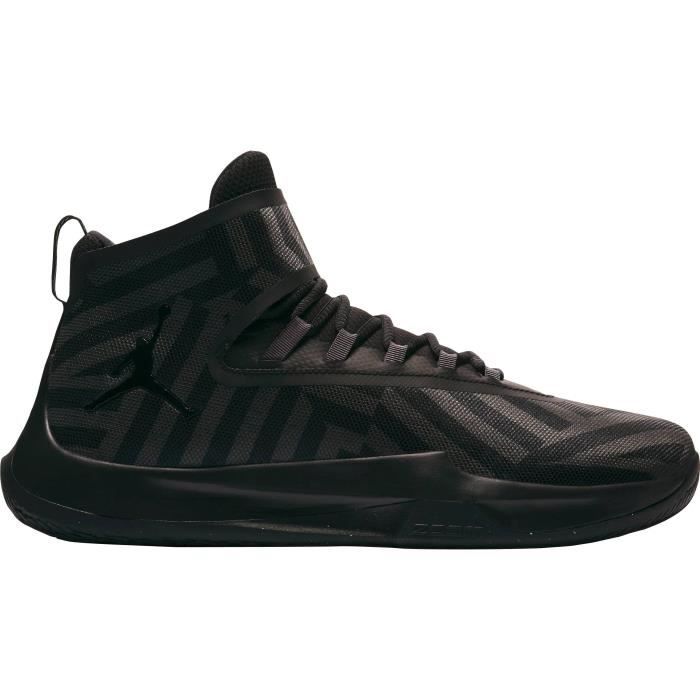NIKE Chaussures de Basketball Jordan Fly Unlimited - Homme - Gris