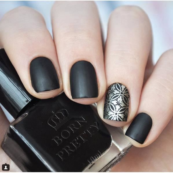 2 flacons kit vernis 224 ongles noir brillant top coat 2 flacons kit vernis 224 ongles noir brillant top coat