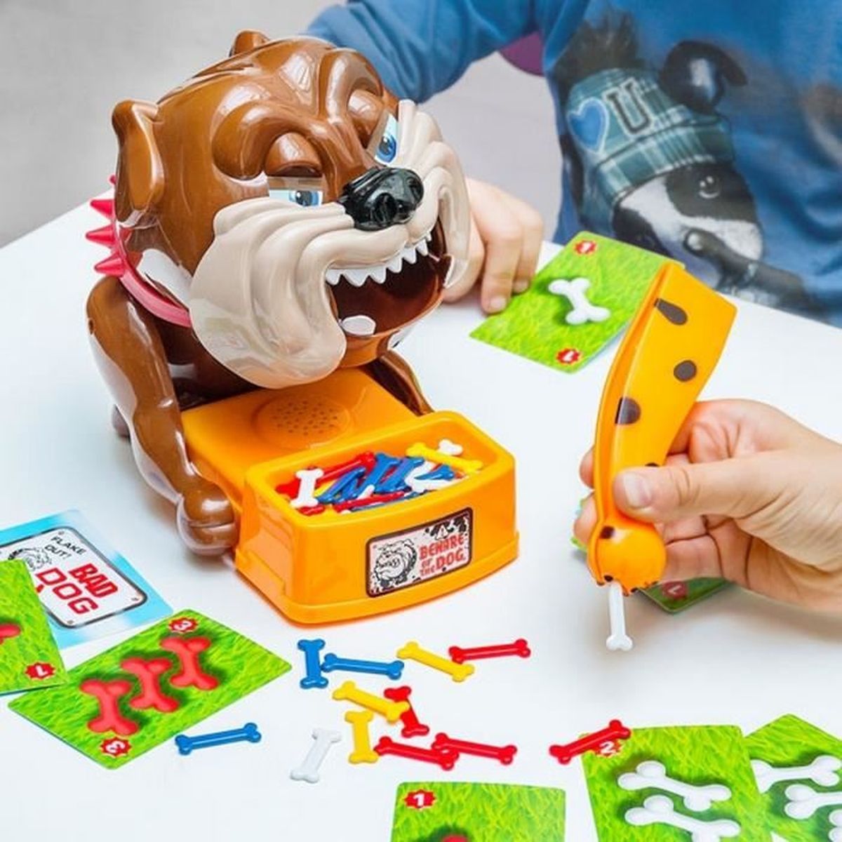 Jeu Cuisto Dingo - Nourrissez Le Cochon Sans Faire Tout Exploser - Dès 4 Ans