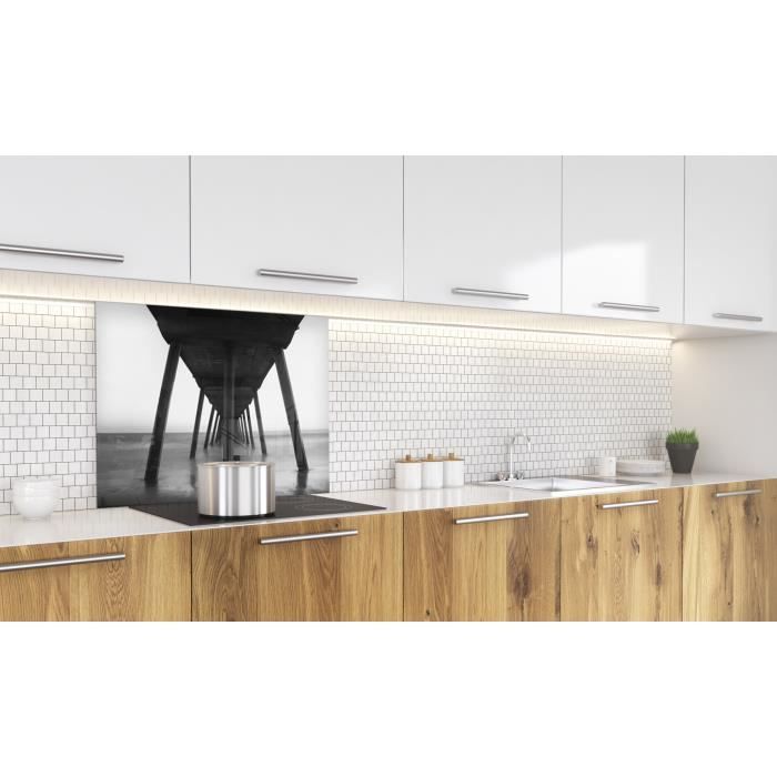 Fond de hotte "Pont noir et blanc" en1