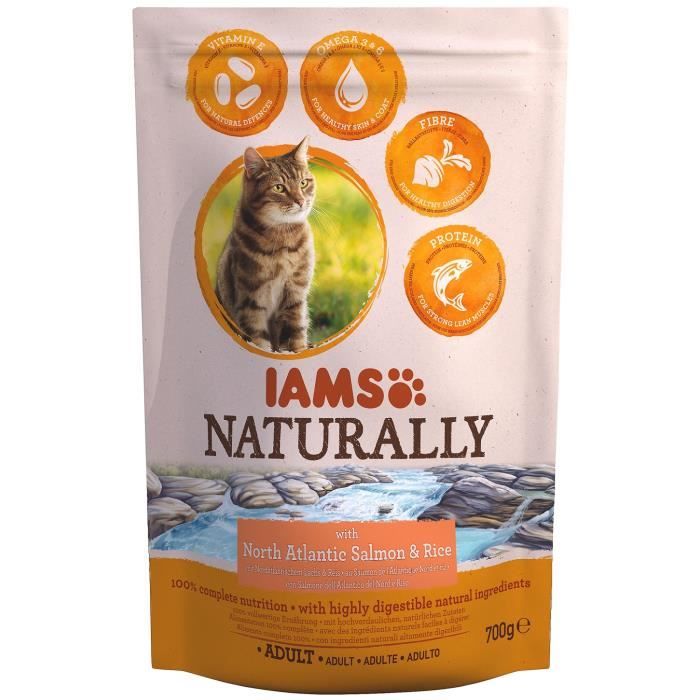 IAMS Naturally Croquette Saumon Atlantique Nord & Riz - Toutes races - 700 g - Pour chat adulte