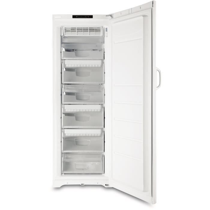  UIAA 12 F I - Congélateur armoire - 220L1