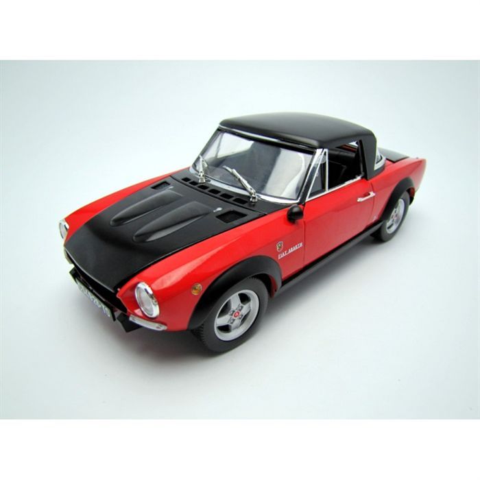 SUNSTAR 1/18 FIAT 124 Spider CSA   Achat / Vente FIGURINE FIAT 1/18