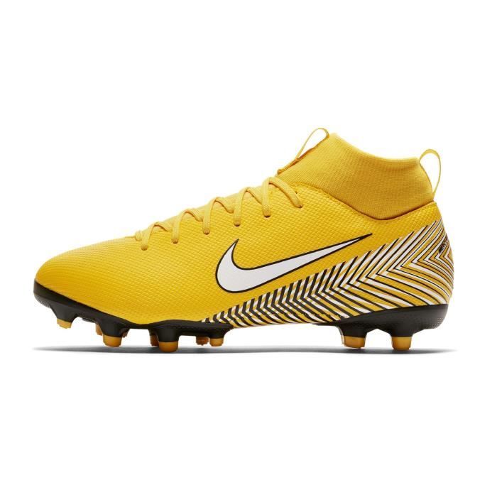nouvelle chaussure foot