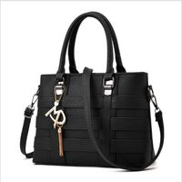 SAC À MAIN Sac à main femme - Sac à main cabas - porté épaule SAC À MAIN Sac à main femme - Sac à main cabas - porté épaule