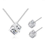 PARURE Parure Bijoux Enfant Petit Cube Swarovski Elements PARURE Parure Bijoux Enfant Petit Cube Swarovski Elements
