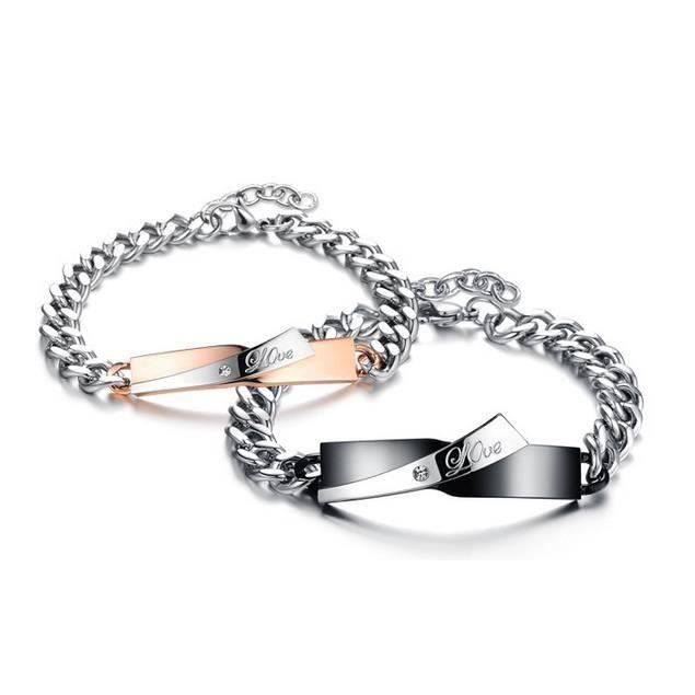 BRACELET , GOURMETTE LOVE bracelet pour couple en titane