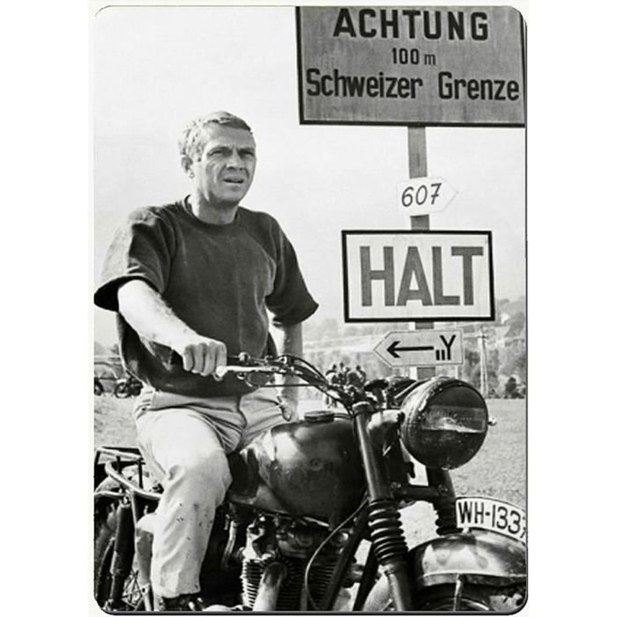 Moto De Steve Mcqueen Dans La Grande Evasion Le Grand Film D'évasion (Steve McQueen Sur La Moto, Aucun Texte) Copie