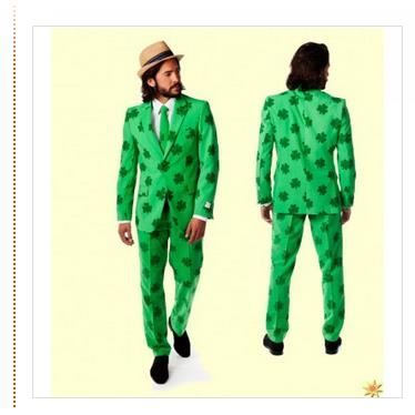 Joyeux anniversaire ! Costume-homme-avec-cravate-motif-saint-patrick-ta