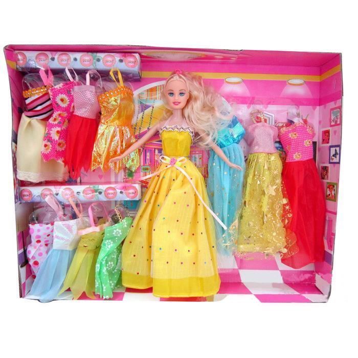 Poupée Barbie avec 12 Barbie Robes / Vêtements (Poupée Comprend) Cadeau D’Anniversair Achat