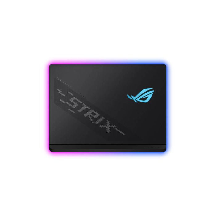 Vue de dessus du PC portable ASUS avec rétroéclairage RGB