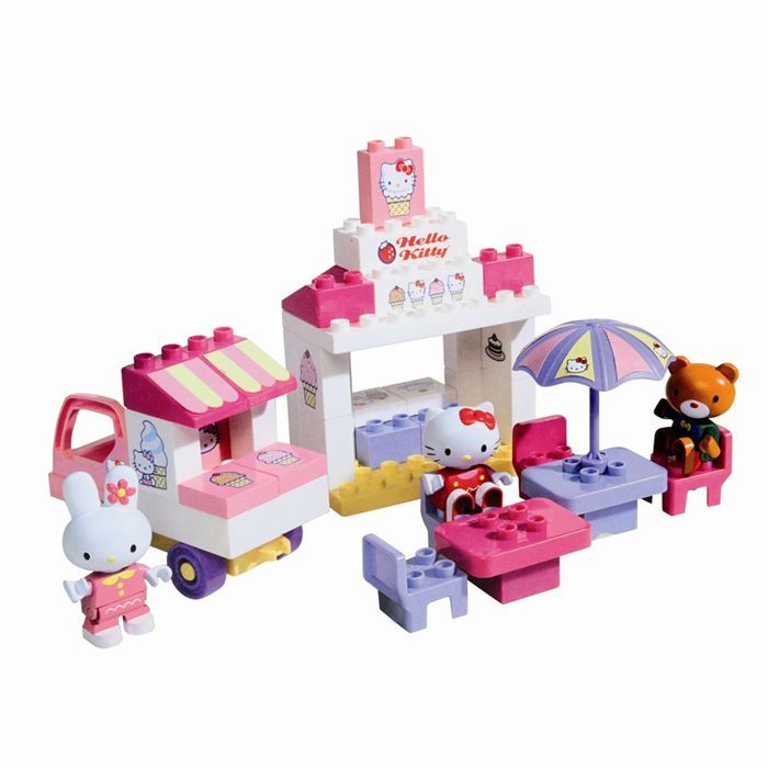 ASSEMBLAGE CONSTRUCTION Le Kiosque A Glace Hello Kitty   43 pièces