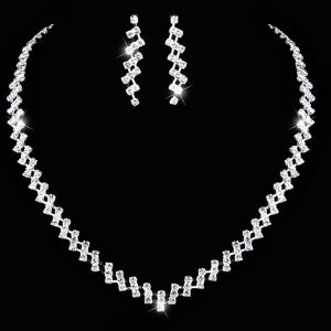 Boucle d\u0027oreille Parure Bijoux Collier Chaîne Boucles D\u0027oreilles