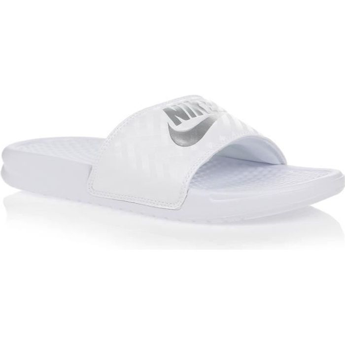 NIKE Baskets Benassi - Femme - Blanc