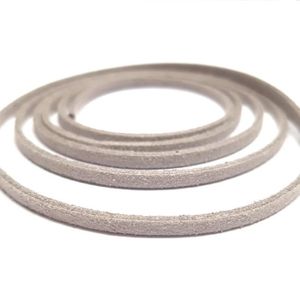 4558550083807 1 mètre Lacet Tresse Lanière Chanvre Ecru 7x2mm