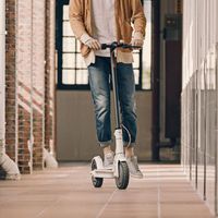 TROTTINETTE ELECTRIQUE Trottinette Electrique Xiaomi M365 Original Scoote TROTTINETTE ELECTRIQUE Trottinette Electrique Xiaomi M365 Original Scoote