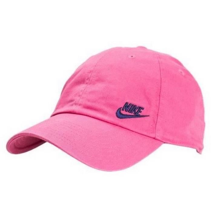 Casquette Nike Rose Femme Logo brodé Nike Swoosh Marine Casquette Nike Rose Femme Logo brodé Nike Swoosh Marine