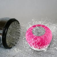 ENCEINTE NOMADE Enceinte bluetooth waterproof rose à ventouse ENCEINTE NOMADE Enceinte bluetooth waterproof rose à ventouse