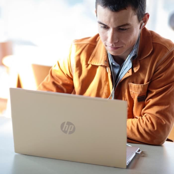  PC Ultrabook Pavilion 14-ce0026nf 14" FHD4