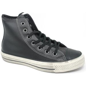 homme en converse homme en converse