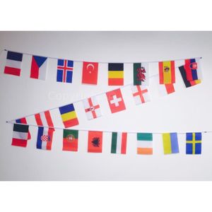 Guirlande De 40 Drapeaux Italiens 14x21cm - Décoration Festive Pour Fêtes, Bars Et Événements Sportifs