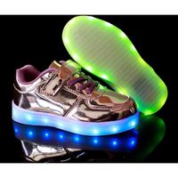 BASKET Chaussures baskets tennis à led 7 couleurs rech... BASKET Chaussures baskets tennis à led 7 couleurs rech...