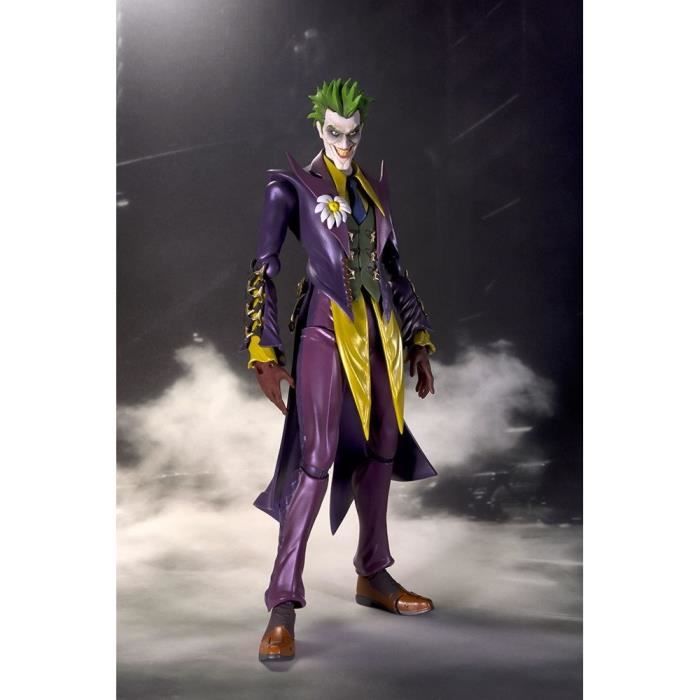 BANDAI - Figurine Figuarts Batman - Injustice: Joker