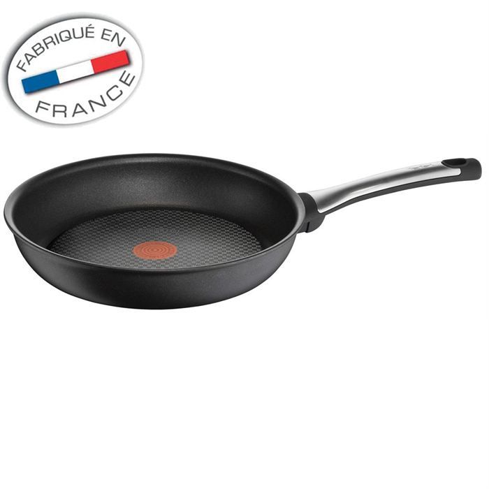 TEFAL Talent Poele 32 cm   Coloris  Noir   Matériau  aluminium