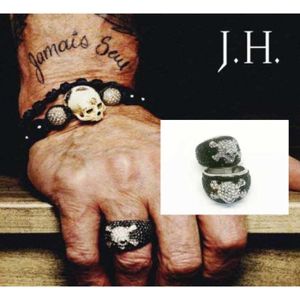 BAGUE , ANNEAU Bague johnny hallyday taille 64