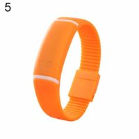MONTRE Mode de couleur pure belle LED unisexe enfants spo MONTRE Mode de couleur pure belle LED unisexe enfants spo