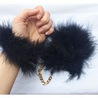 MENOTTES SEXY FRENCH TENDANCE Les Rebelles - Menottes plumes MENOTTES SEXY FRENCH TENDANCE Les Rebelles - Menottes plumes