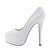 ESCARPIN Chaussures avec plateforme stiletto chaussures a t ESCARPIN Chaussures avec plateforme stiletto chaussures a t
