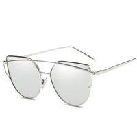 LUNETTES DE SOLEIL Lunettes de soleil mixte homme et femme marque de LUNETTES DE SOLEIL Lunettes de soleil mixte homme et femme marque de