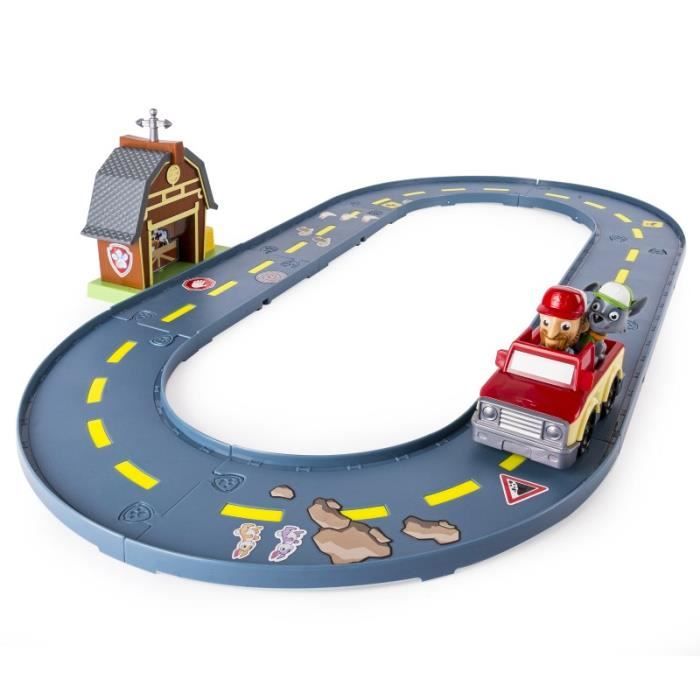 PAT PATROUILLE Set Roll Patrol Starter Rocky's Barn Rescue Spinmaster
