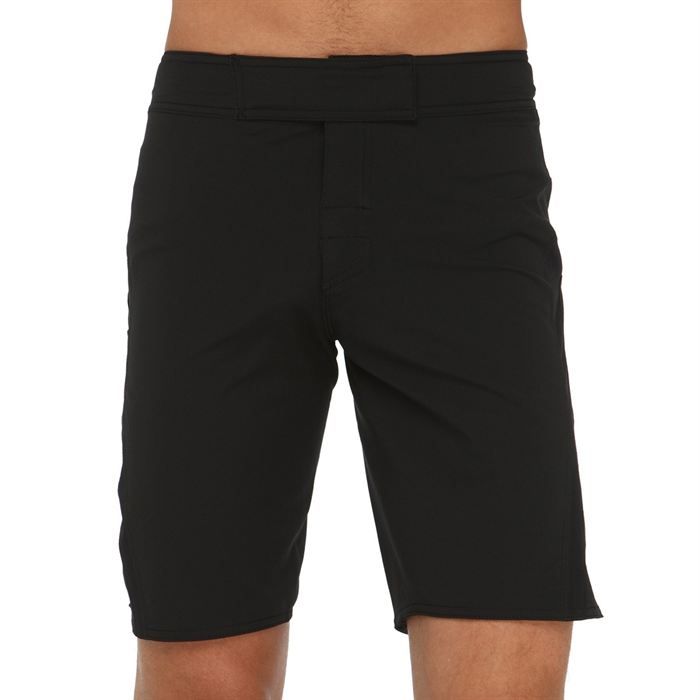 Modèle Performer. Coloris  noir. Short de bain QUIKSILVER homme avec