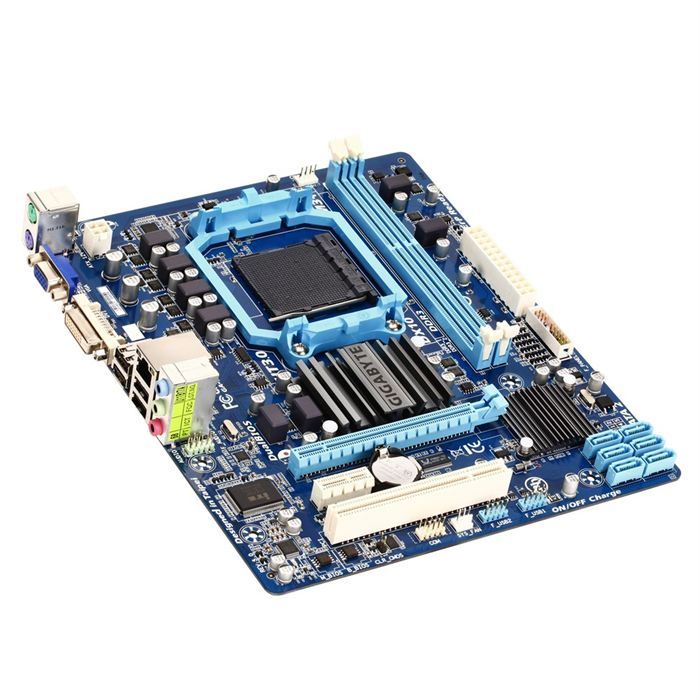 Carte mère socket AM3+   Chipset AMD 760G + SB710   2 slots DDR3